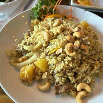 Siam Orchid Cocoa Beach - Pineapple Fried Rice with Beef - Sushi Bars Near Me - Cocoa Beach, Florida Siam Orchid Cocoa Beach - Pineapple Fried Rice with Beef - Sushi Bars Near Me - Cocoa Beach, Florida