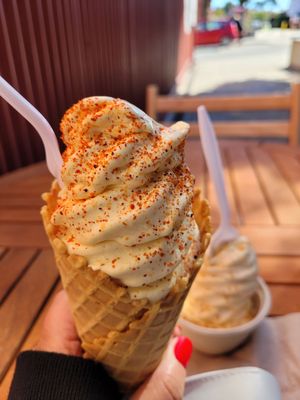 Nico’s Ice Cream by null