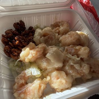 Renton Seafood Restaurant - Honey walnut prawns to go. 10/10! I like that they use the lettuce at the base and not the crispy vermicelli. - Seafood Near Me - Renton, Washington Renton Seafood Restaurant - Honey walnut prawns to go. 10/10! I like that they use the lettuce at the base and not the crispy vermicelli. - Seafood Near Me - Renton, Washington