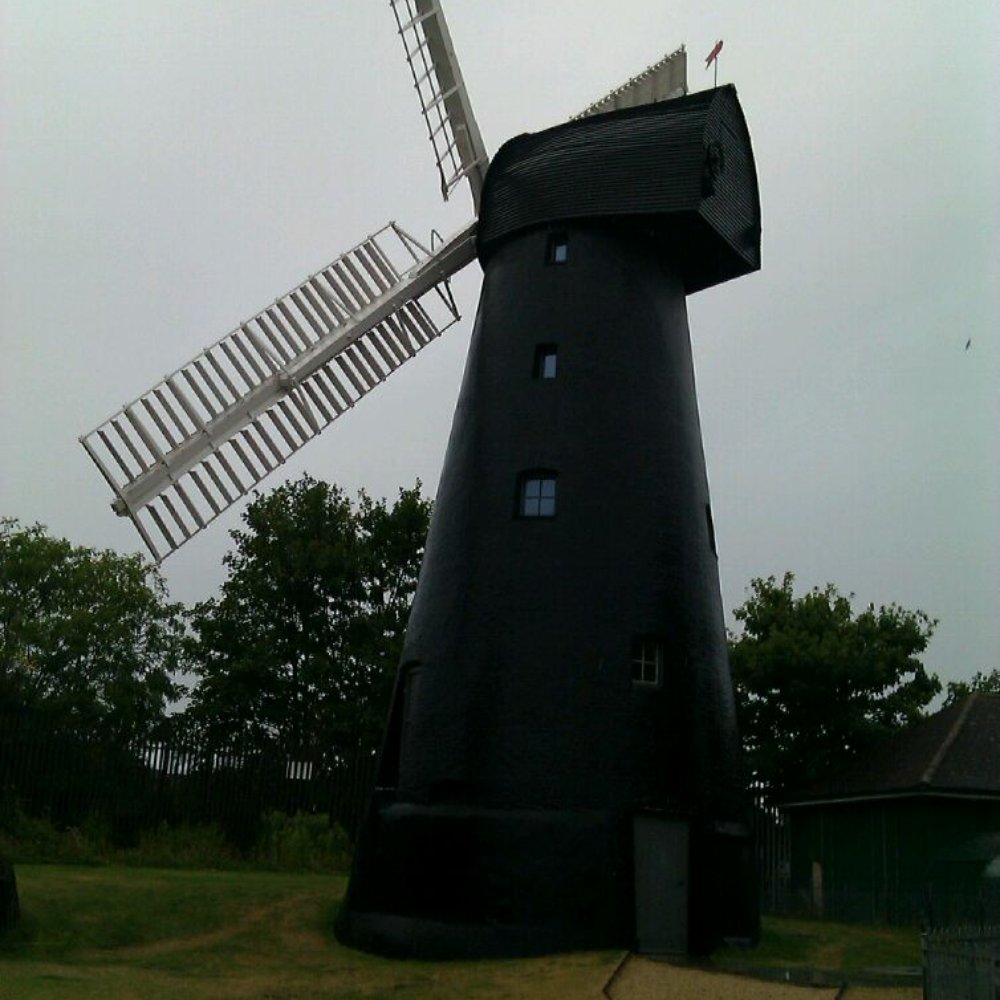 Brixton Windmill - Brixton windmill - Landmarks & Historical Buildings Near Me - London, XGL