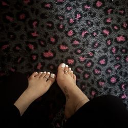 Champagne Nails & Spa