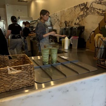 OMOMO Tea Shoppe - Bubble Tea Near Me - Brea, California OMOMO Tea Shoppe - Bubble Tea Near Me - Brea, California