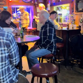 Murray's Saloon & Eatery - Karaoke Near Me - Big Bear Lake, California Murray's Saloon & Eatery - Karaoke Near Me - Big Bear Lake, California