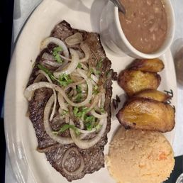 Grilled Steak with Onions