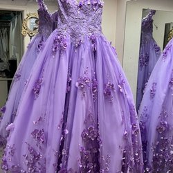 Tweet's Bridal & Tux - Beautiful