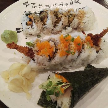 Kansai - Top to bottom: gyoza roll, spider roll, garlic albacore handroll - Japanese Near Me - Oakland, California Kansai - Top to bottom: gyoza roll, spider roll, garlic albacore handroll - Japanese Near Me - Oakland, California