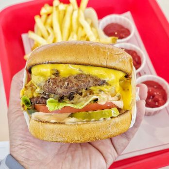In-N-Out Burger - Double Double Burger - Burgers Near Me - Costa Mesa, California In-N-Out Burger - Double Double Burger - Burgers Near Me - Costa Mesa, California