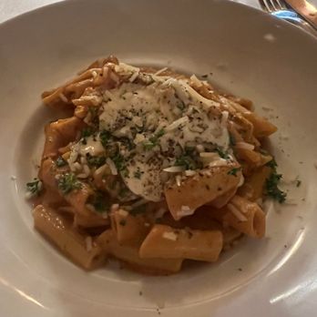 Pesce iTALiAN - Penne Alla Vodka - Diners Near Me - St Thomas, Virgin Islands