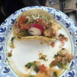 El Guerrero Azteca - Shrimp taco (there were 3 when I started)