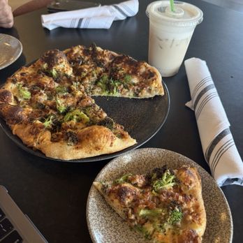 The Lighthouse - Broccoli Pizza - Breakfast & Brunch Near Me - South San Francisco, California The Lighthouse - Broccoli Pizza - Breakfast & Brunch Near Me - South San Francisco, California
