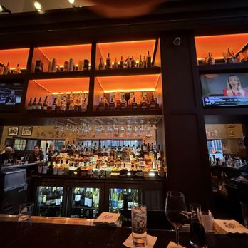 The Palm - Chicago - Bar - Steakhouses Near Me - Chicago, Illinois The Palm - Chicago - Bar - Steakhouses Near Me - Chicago, Illinois