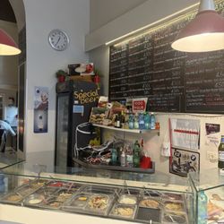 PaninArt - Fresh ingredients, fresh squeezed juices, coffee.. all very affordable and delicious