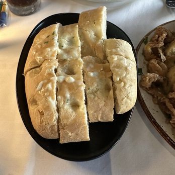 Skates On The Bay - Garlic bread. - Seafood Near Me - Berkeley, California