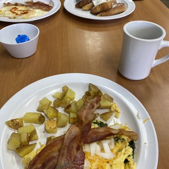 No Toro Cafe - Scramble with spinach and fresh onions and French toast with eggs and bacon. The cafe de olla is very good. - Breakfast & Brunch Near Me - Artesia, California No Toro Cafe - Scramble with spinach and fresh onions and French toast with eggs and bacon. The cafe de olla is very good. - Breakfast & Brunch Near Me - Artesia, California