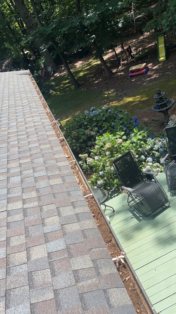 Slide of Ezzell Gutter And Roof Cleaning