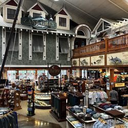 Bass Pro Shops