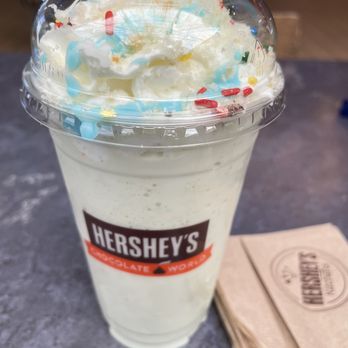 Hershey's Chocolate World - Birthday cake milkshake - Kids Activities Near Me - Hershey, Pennsylvania Hershey's Chocolate World - Birthday cake milkshake - Kids Activities Near Me - Hershey, Pennsylvania