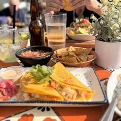 Felipe's - Shrimp tacos, chips n salsa.