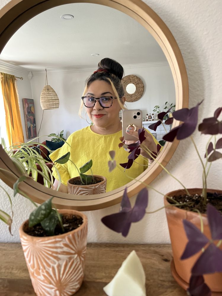 Iviana Jimenez Therapist - grief counselor in Whittier, CA