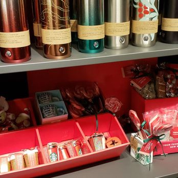 Starbucks - Coffee & Tea Near Me - Aurora, Colorado