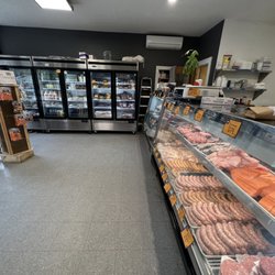 Thoma's Meat Market - Inside