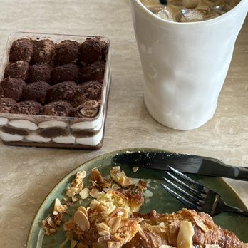 Hinar - Cafes Near Me - San Diego, California