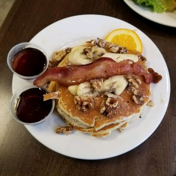 George's - American Near Me - New York, New York