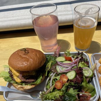 Green Cheek Beer Co. - BBQ Burger with salad - Breweries Near Me - Sunset Beach, California Green Cheek Beer Co. - BBQ Burger with salad - Breweries Near Me - Sunset Beach, California