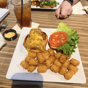 Shortfields - Chicken Sandwich - New American Near Me - Simpsonville, South Carolina Shortfields - Chicken Sandwich - New American Near Me - Simpsonville, South Carolina