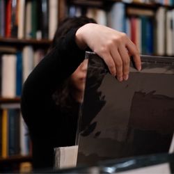 Commonwealth Books