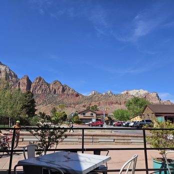 Porter's - Views from patio - Salad Near Me - Springdale, Utah