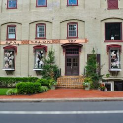 Zanya Spa Salon
