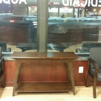 Deluxe Dental - The window in the waiting room - Cosmetic Dentists Near Me - Flint, Michigan Deluxe Dental - The window in the waiting room - Cosmetic Dentists Near Me - Flint, Michigan