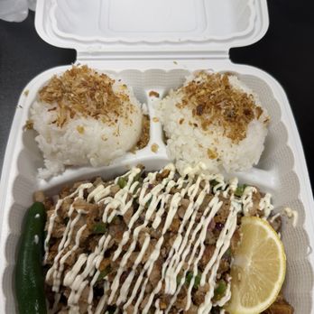 Sw8 Dada's Sizzling Sisig - Pork Sisig - Food Trucks Near Me - Waipahu, Hawaii