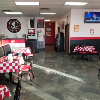 Greek's Pizzeria - plenty of spacing between tables - Mooresville, IN Greek's Pizzeria - plenty of spacing between tables - Mooresville, IN