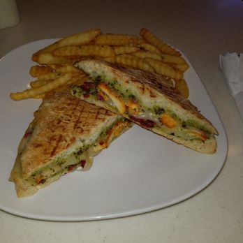 Roobic's Cafe - Pesto Chicken Panini - Mediterranean Near Me - Glendale, California