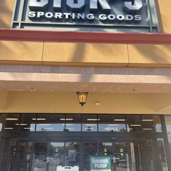Dick’s Sporting Good Spectrum Marketplace - Storefront