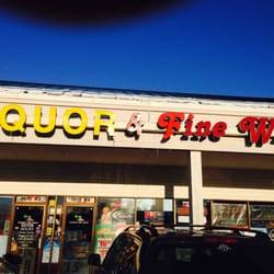 Columbine Valley Liquors - The store is very nice and clean inside with a great selection Fine wines, different types of Scotch, Bourbon, Canadian Whisky,