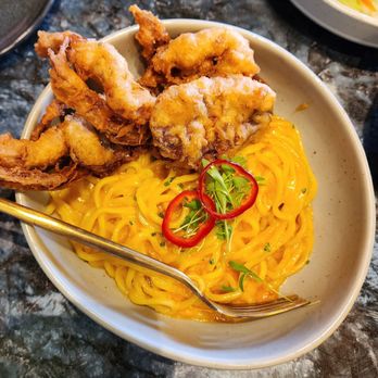 Chao - Soft Shell Crab With pasta - Asian Fusion Near Me - Honolulu, Hawaii Chao - Soft Shell Crab With pasta - Asian Fusion Near Me - Honolulu, Hawaii