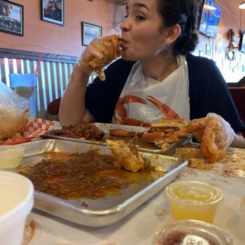 King Crab Shack - Cajun/Creole Near Me - Balch Springs, Texas