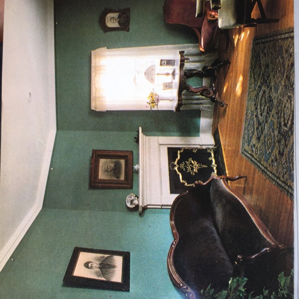 King Tisdell Cottage Foundation - Picture of original decor - Museums Near Me - Savannah, Georgia King Tisdell Cottage Foundation - Picture of original decor - Museums Near Me - Savannah, Georgia
