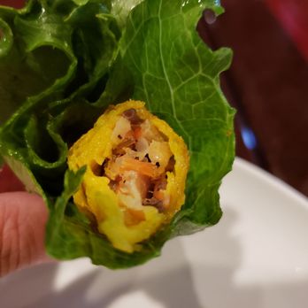 Huynh Restaurant - Inside of spring roll - Vietnamese Near Me - Houston, Texas Huynh Restaurant - Inside of spring roll - Vietnamese Near Me - Houston, Texas