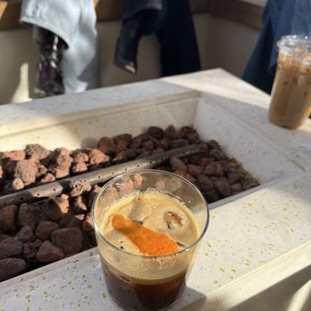 Más o Menos - Carajillo - Cocktail Bars Near Me - Joshua Tree, California