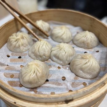 Supreme Dumplings - Crab & Pork Xiao Long Bao (8) - Shanghainese Near Me - Bellevue, Washington