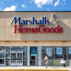 Hudson Mall - Storefront