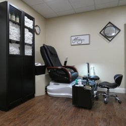 Cornerstone Health & Fitness - Cornerstone Health & Fitness Doylestown Nail Salon Amenity room in Furlong