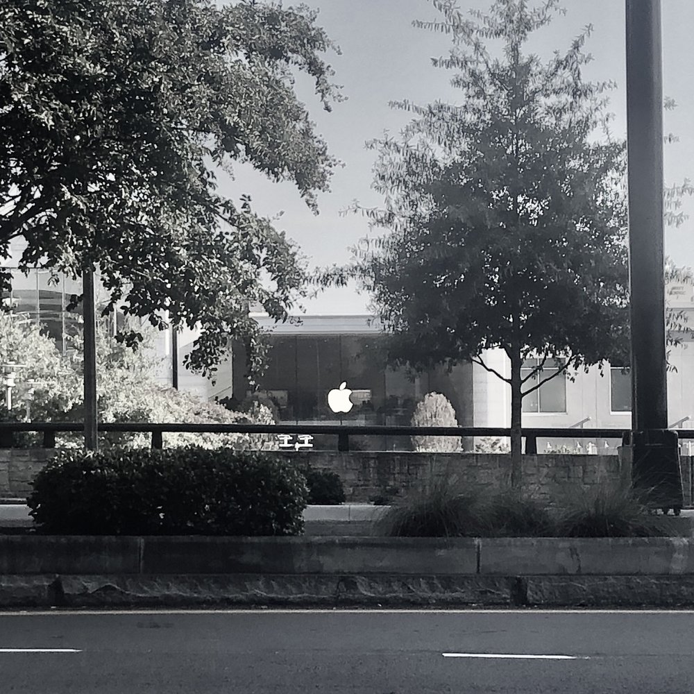 Apple Lenox Square - Apple Store from the other side of Peachtree Rd - Computers Near Me - Atlanta, Georgia Apple Lenox Square - Apple Store from the other side of Peachtree Rd - Computers Near Me - Atlanta, Georgia