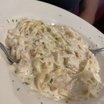 Viva La Pasta - Fettuccine Alfredo - Italian Near Me - Lewisville, Texas Viva La Pasta - Fettuccine Alfredo - Italian Near Me - Lewisville, Texas