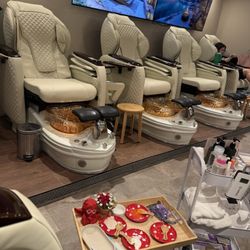 M Nail Boutique