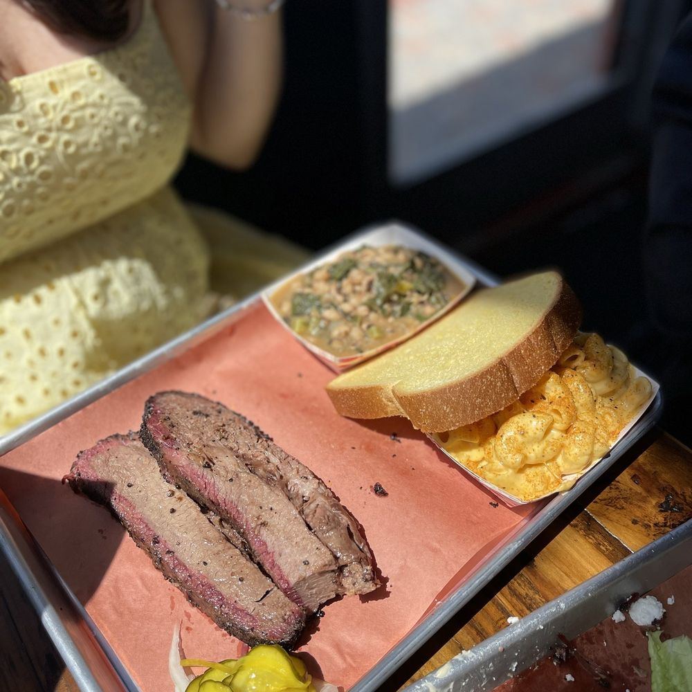 Breakwater Barbecue - Barbeque Near Me - El Granada, California